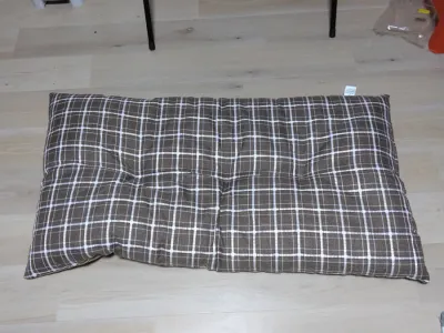 長座布団をお迎えしました